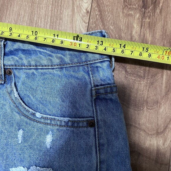 Forever 21 Distressed Jean Shorts Size 25 Button Fly Y2K Retro Denim Folded Hem - Picture 3 of 6